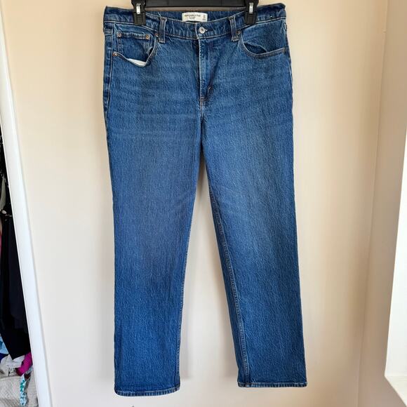 Abercrombie & Fitch Straight Mid Rise Jeans Denim Blue Button Zip Pocket Sz 31 - Picture 1 of 5